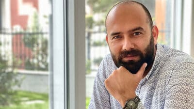 Türkiye Satranç Federasyonu'nun (TSF) yeni başkanı Fethi Apaydın, yeni dönemde