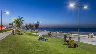 İzmir Büyükşehir Belediyesi, 2030 yılında sıfır karbon hedefiyle çalışmalarını sürdürüyor.