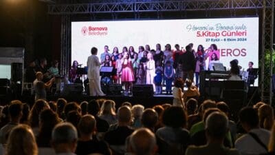 Bornova Belediyesi’nin bu yıl beşinci kez düzenlediği "Homeros’un Bornova’sında Kitap