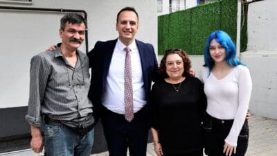 Bornova Belediyesi, Tarihi Çarşı’da 100. Yıl Yüksek Öğrenim Kız Öğrenci