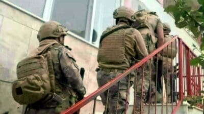 İzmir merkezli 8 ilde düzenlenen uyuşturucu operasyonunda 40 kişi gözaltına