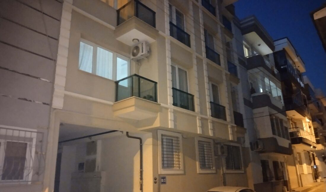 İzmir'in Buca ilçesinde, bir süredir kendisinden haber alınamayan Fidan Çakır (28),