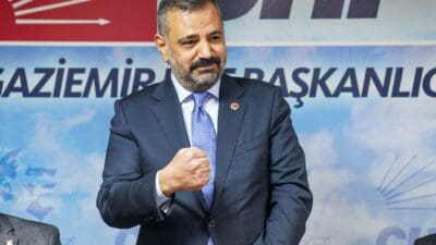 Cumhuriyet Halk Partisi İzmir İl Başkanı Şenol Aslanoğlu, İzmir’in önceki