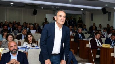 AK Parti İzmir Milletvekili Yaşar Kırkpınar’ın körfeze cansız manken atarak