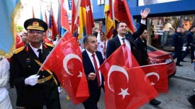 Cumhuriyet’in ilanının 101. yılı Bornova’da büyük bir coşku ve gururla