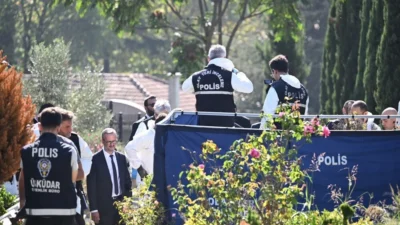 Münevver Karabulut'u öldüren Cem Garipoğlu'nun mezarı kamuoyu baskısıyla açıldı. Mezar