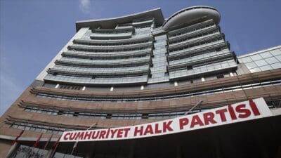 CHP, eski Genel Başkan Kemal Kılıçdaroğlu'na tahsis edilen araçların iadesinin