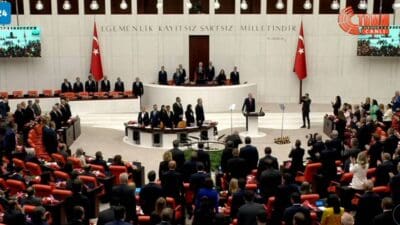 Demokrat Gündem- TBMM’nin yeni yasama yılı açılışında CHP’li milletvekillerinin büyük