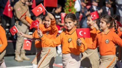 İzmir Büyükşehir Belediyesi, 29 Ekim Cumhuriyet Bayramı’nı adına yakışır bir