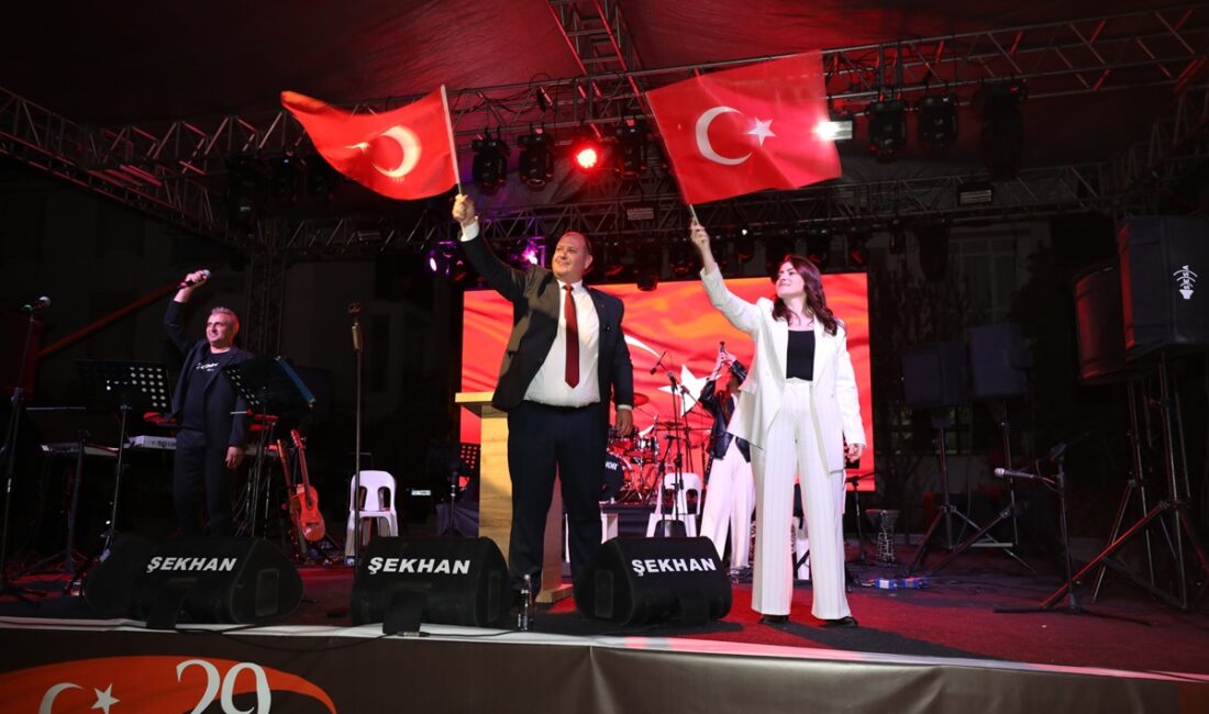 29 Ekim Cumhuriyet Bayramı’nın101. yılı Menderes’te coşkuyla kutlandı. 