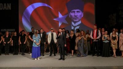 Bayraklı Belediyesi tarafından bu yıl 3’üncüsü düzenlenen Uluslararası Bayraklı Homeros
