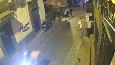 İstanbul Beyoğlu'nda bir kadına yönelik cinsel taciz olayı güvenlik kameralarına