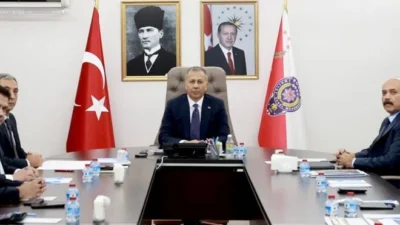 İçişleri Bakanı Ali Yerlikaya, İstanbul Emniyet Müdürlüğü’nü ziyaret ederek son