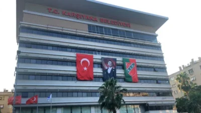 Karşıyaka Belediye Başkanı Yıldız İşçimenler Ünsal, Başkan Yardımcısı Berkhan Alptekin’i