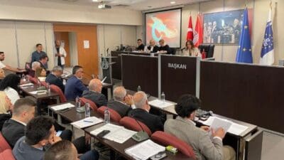 Karşıyaka Belediye Başkanı Yıldız Ünsal’a, AB’nin "Sivil Katılım Projesi" hibe