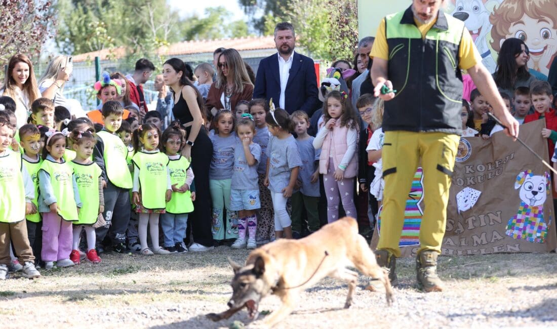 Buca Belediye Başkanı Görkem Duman, Dünya Hayvanları Koruma Günü’nde Sokak