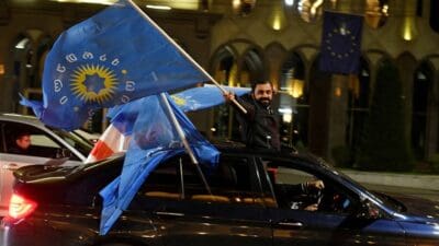Gürcistan’daki parlamento seçimlerinde Gürcü Hayali Partisi birinci çıktı. Muhalefet partileri