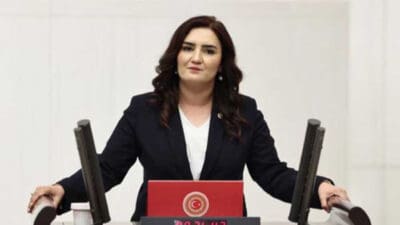 CHP İzmir Milletvekili Sevda Erdan Kılıç, İzmir Bayraklı’da bulunan bir