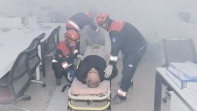 İzmir Büyükşehir Belediyesi, personelinin acil durumlara karşı hazırlıklı olması için