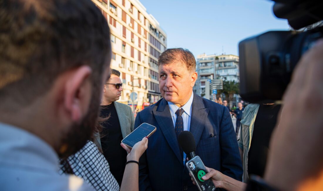 İzmir Büyükşehir Belediye Başkanı Dr. Cemil Tugay, 9 Eylül İzmir'in