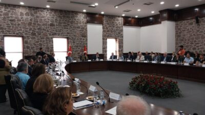 DEMOKRAT GÜNDEM-AYKUT POLATLI-İzmir Körfezi’nde son dönemde artan kirlilik ve toplu