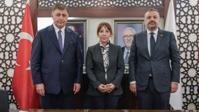 İzmir Büyükşehir Belediye Başkanı Dr. Cemil Tugay, İYİ Parti İzmir