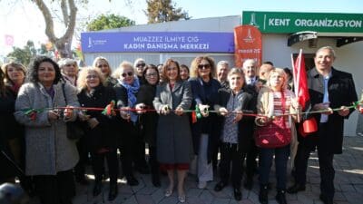 Karşıyaka Belediyesi; ailevi, ekonomik ya da hukuki sorunlar yaşayan kadınların