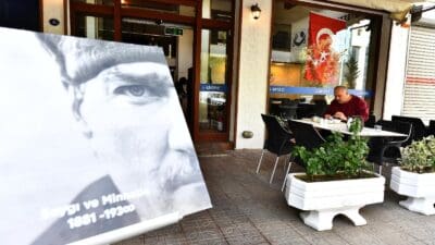 İzmir Büyükşehir Belediyesi, 10 Kasım Atatürk'ü Anma Günü'nde, Atatürk'ün sevdiği