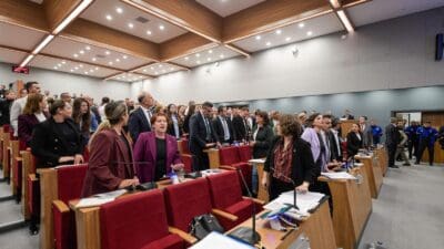 İzmir Büyükşehir Belediyesi kasım ayı olağan meclis toplantısında, Cumhuriyet Halk