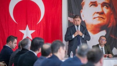 İlçe koordinasyon toplantılarını Beydağ ile sürdüren İzmir Büyükşehir Belediye Başkanı