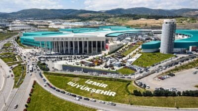 İzmir Büyükşehir Belediyesi’nde Sayıştay raporunda ortaya çıkan usulsüzlüklerin ardından üst