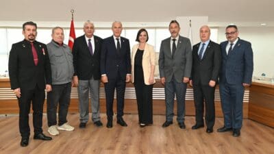 Karabağlar Belediye Başkanı Helil Kınay, Türkiye Emekli Astsubaylar Derneği (TEMAD)