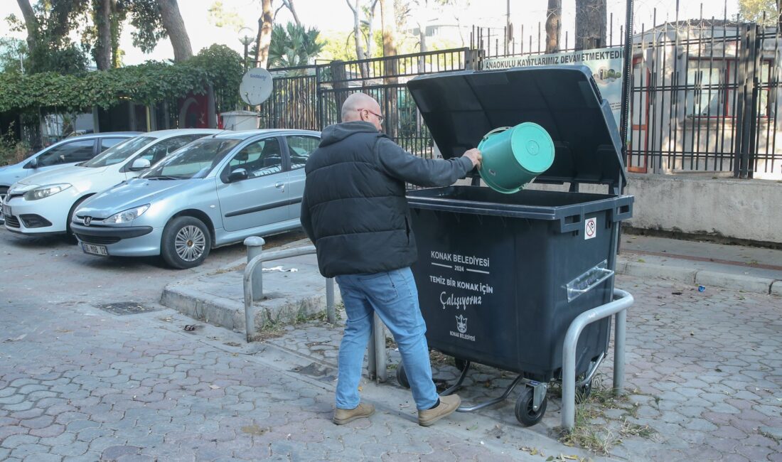 Daha etkin bir temizlik hizmeti sunmak için çalışmalarını sürdüren Konak