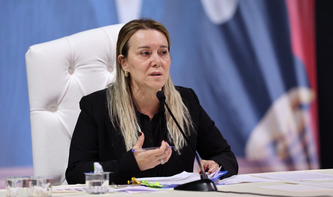 Konak Belediye Başkanı Nilüfer Çınarlı Mutlu ve Konak Belediyesi’nin CHP’li