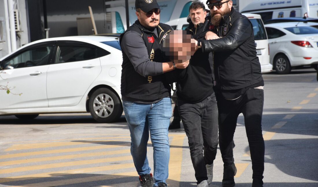 İzmir'in Seferihisar ilçesinde silahlı çatışma ihbarına giden 3 sivil polis