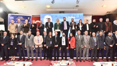 AK Parti Aliağa 8. Olağan Kongresi’nde, mevcut başkan Yaşar Demir