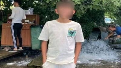 “Oğluma hastalık bulaşmasın diye sarılıp öpemedim” diyen baba, 13 yaşındaki