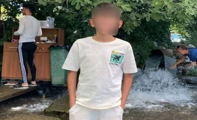 “Oğluma hastalık bulaşmasın diye sarılıp öpemedim” diyen baba, 13 yaşındaki