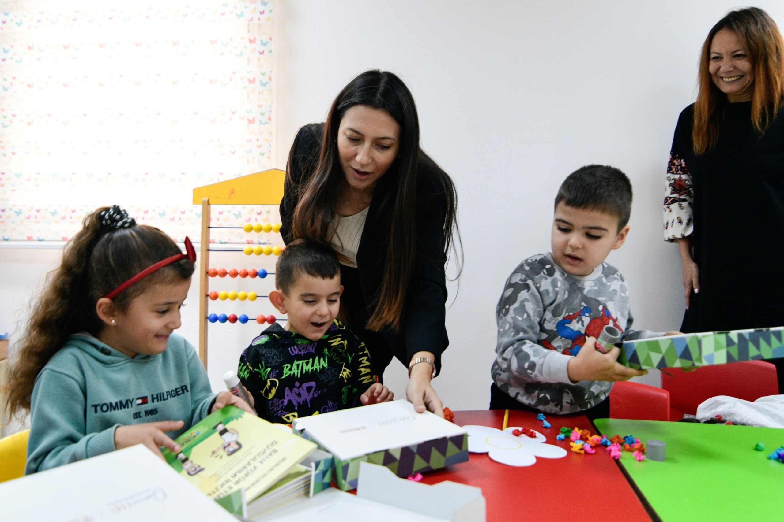 Bornova Belediyesi, 20 Kasım Dünya Çocuk Hakları Günü kapsamında örnek
