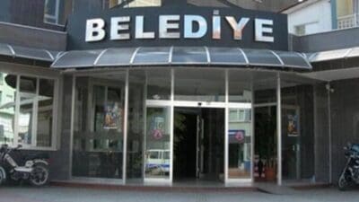 Cumhurbaşkanı Kararı ile belediyelerin vergi ve SGK borçları nedeniyle bütçelerinden