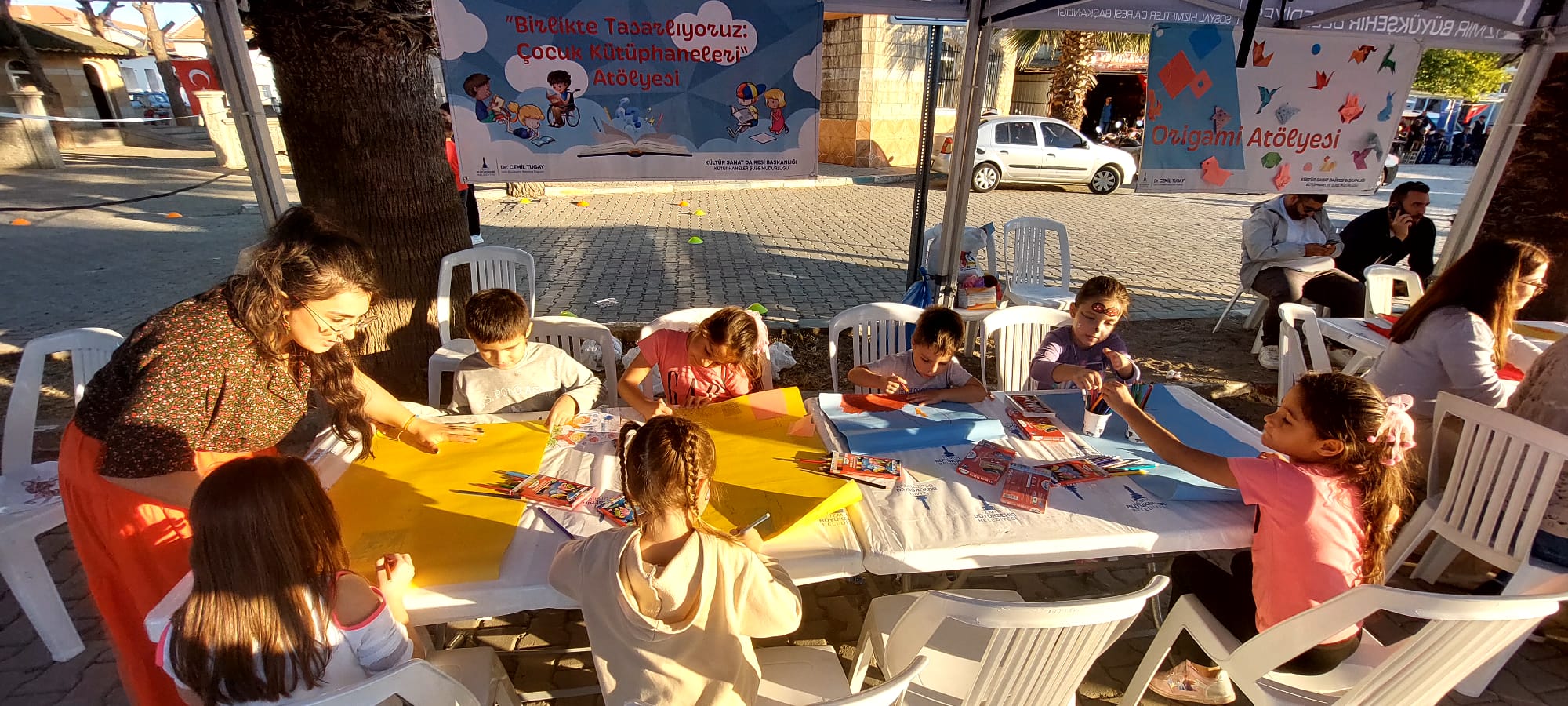 İzmir Büyükşehir Belediyesi tarafından başlatılan Birlikte Tasarlıyoruz: Çocuk Kütüphaneleri Projesi,