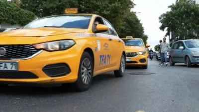 Taksi ve dolmuşlar için araç takip sistemi, kamera ve acil