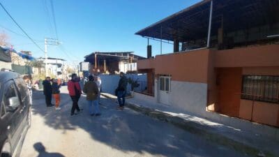 İzmir’de, tartıştığı eşi Nuran Fırat’ı (36) boğazından bıçaklayarak öldüren Ahmet