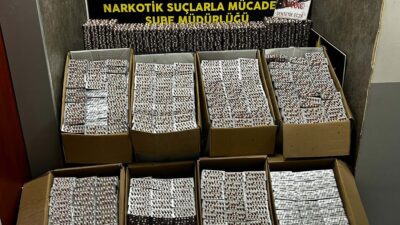 İzmir Karabağlar’da bir eve düzenlenen operasyonda 295 bin 691 adet