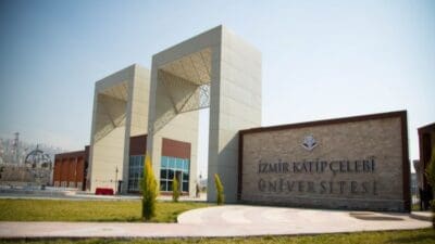 İddialara göre İzmir Kâtip Çelebi Üniversitesi’nde (İKÇÜ) iddialara göre bazı