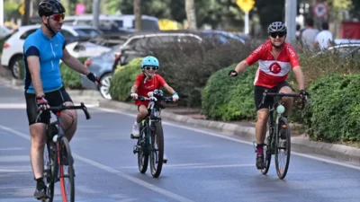 İzmir’de yarın, Dünya Engelliler Günü kapsamında Karşıyaka’dan İnciraltı’na bisiklet sürüşü