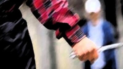 İzmir’de İMKB Mesleki ve Teknik Anadolu Lisesi'nin bahçesinde çıkan kavgada,