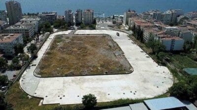 Karşıyaka Belediyesi’nin Kasım Ayı Olağan Meclis Toplantısı’nda, Karşıyaka Stadı'nın İzmir