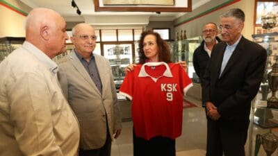 Asırlık çınar Karşıyaka Spor Kulübü’nün kuruluş yıl dönümünde önce kurucu