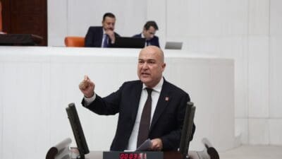 CHP Genel Başkan Yardımcısı ve İzmir Milletvekili Murat Bakan, partisinin